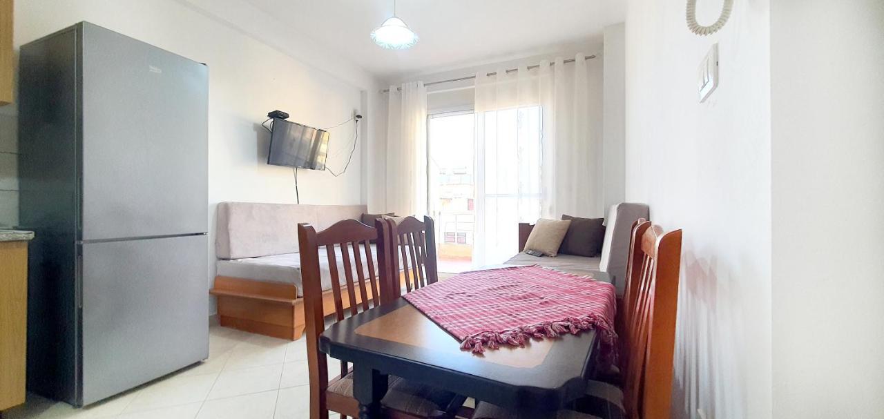 Sea & Sun Apartment Dıraç Dış mekan fotoğraf