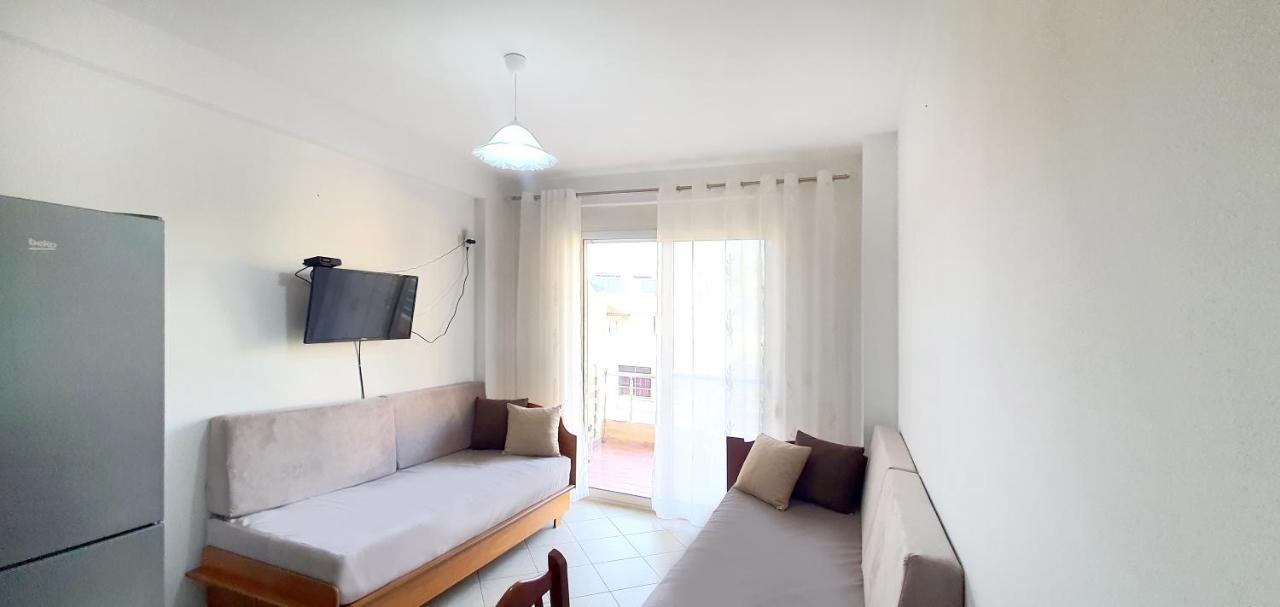 Sea & Sun Apartment Dıraç Dış mekan fotoğraf